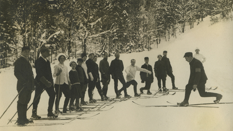 When the Bavarians learnt to ski, Bild 10